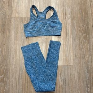 Wildfox seamless yoga top & bottom